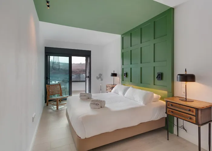 Obsidian San Juan View